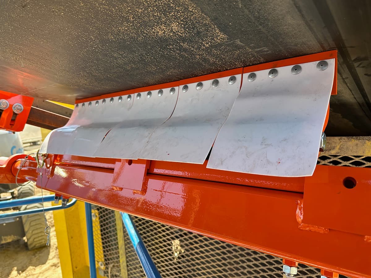 Conveyor Belt Cleaners & Scrapers